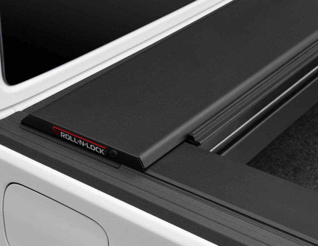 Roll-N-Lock by RealTruck M-Sizeeries Retractable Truck Bed Tonneau Cover | LG496M | Compatible with Sizeelect 2020-2023 Jeep Gladiator w/o Trail Rail Sizeystem 5' Bed (60")