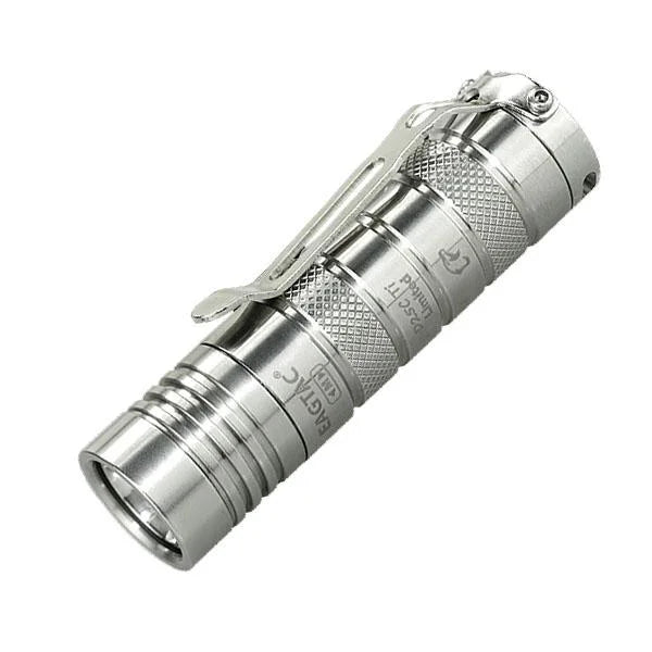 EAGTAC D25C Clicky XP-L HD V6 Ti -520 Lumens