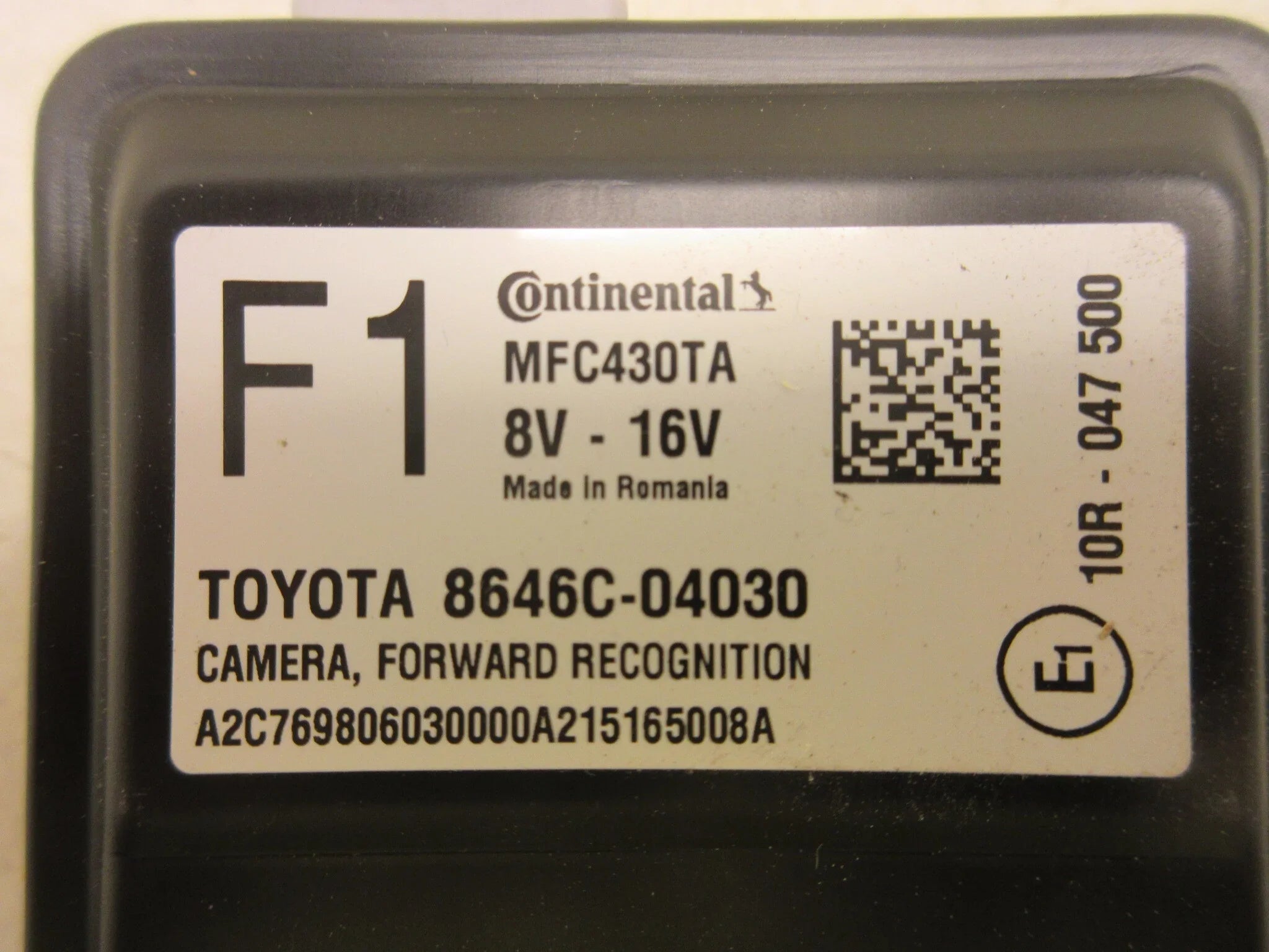 Pre-Owned 18-23 Toyota Tacoma Front Windshield Mounted Lane Departure Warning Camera OEM (Good)