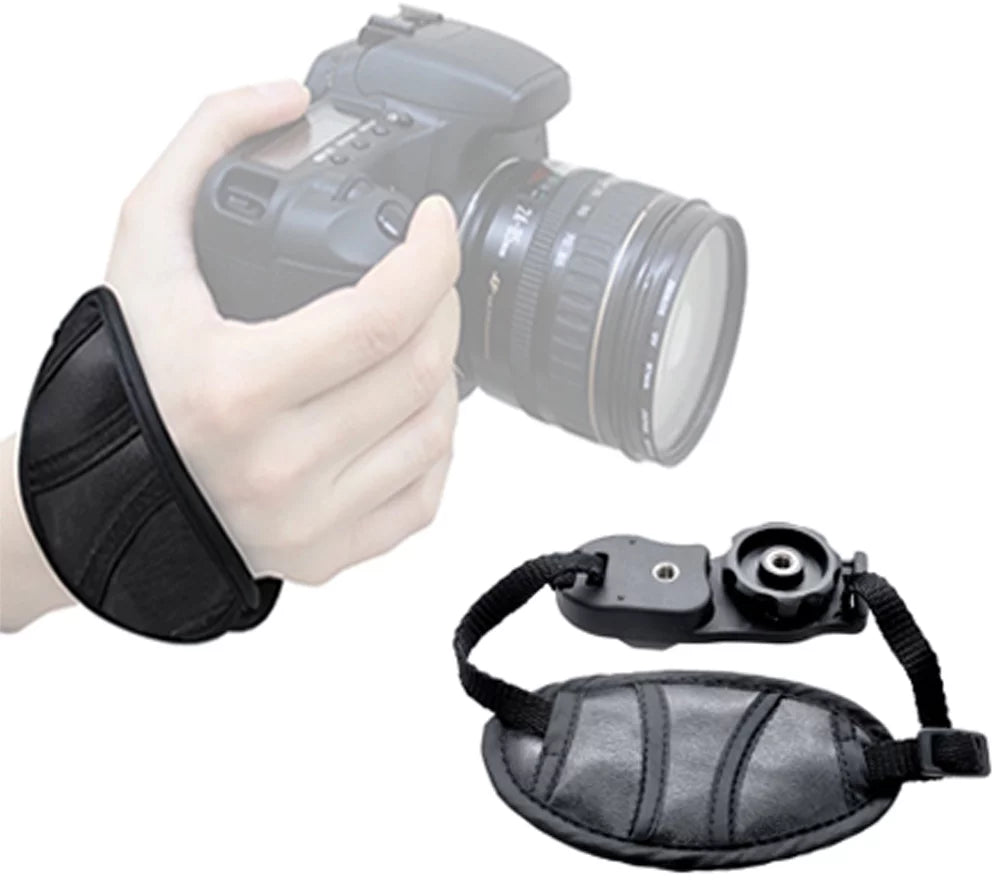 Nikon D5600 DSizeLR Camera + 18-55mm VR - 3 Lens Kit + Extra Battery + 1yr Warranty