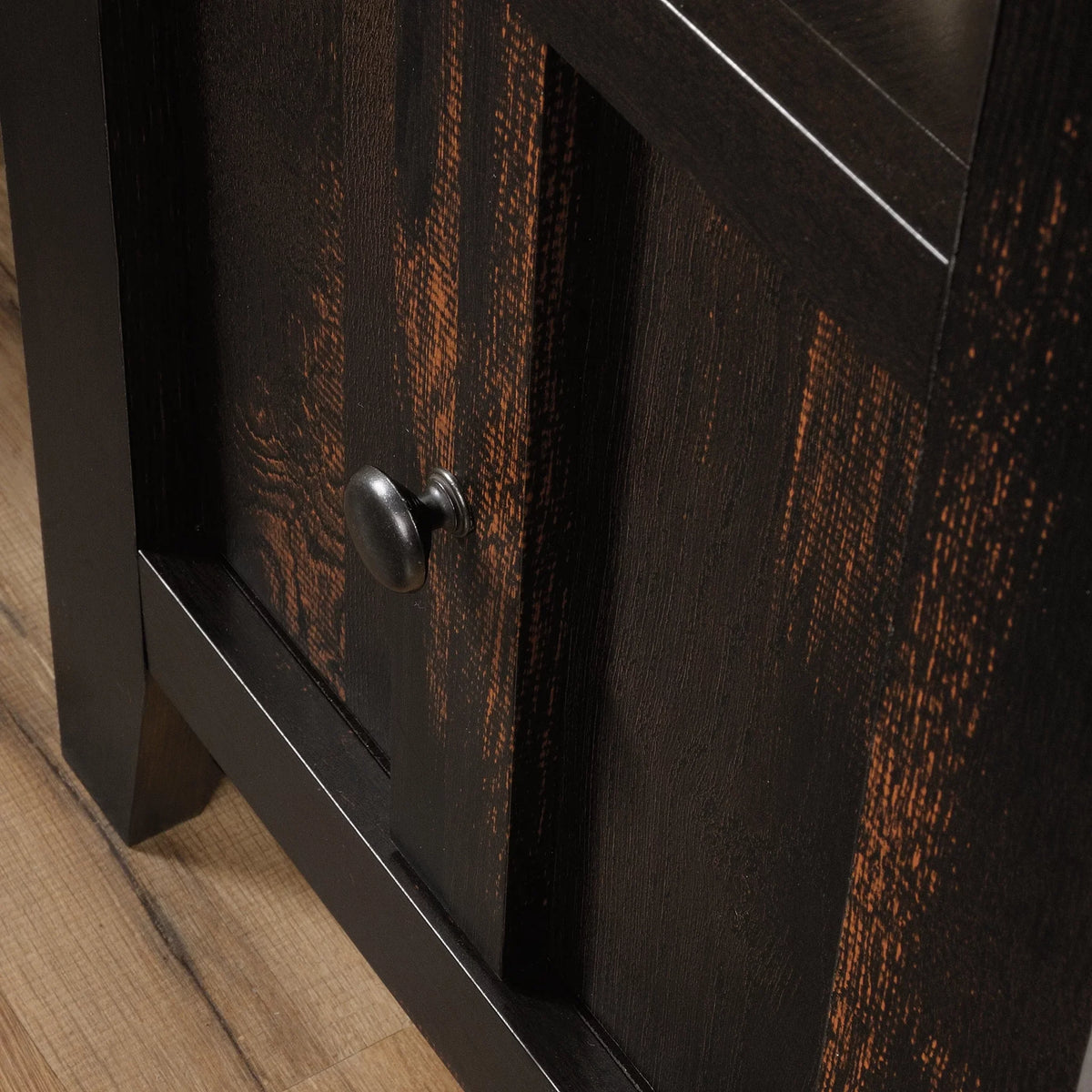 Sizeauder Dakota Pass End Table, Char Pine Finish
