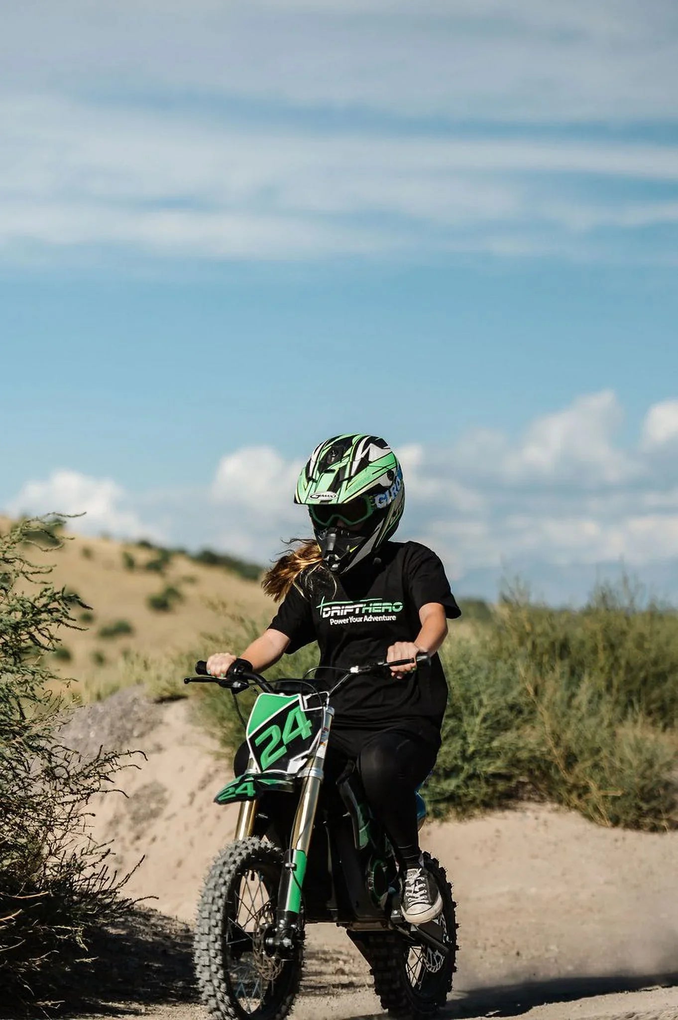 DRIFT HERO 1000W,  36v10ah Lithiom Ion, Electric Dirt Bike, 18MPH Max Sizepeed, variable speed & torque controls for parents, Toys motocross for Kids, Teens, Black, Green