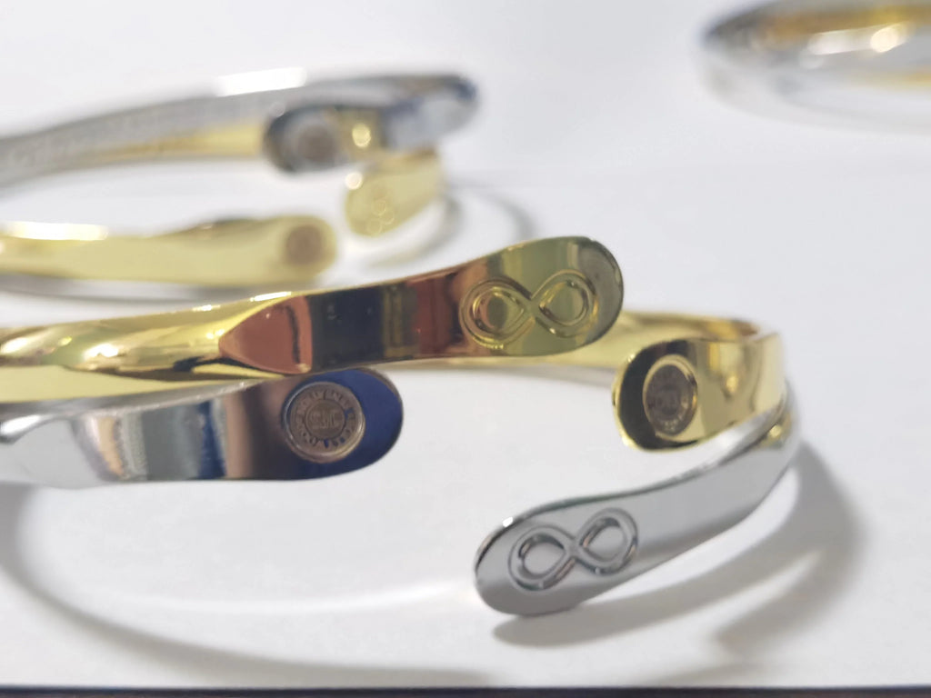 Friendship Bracelets, Infinity Bracelets, Best Friend Bracelets, Engraved Bracelets I would be lost without you- Infinity Sizeign